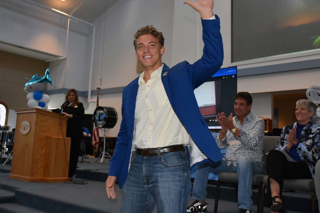 Bobby Wagner wins Destin's Mayoral race, one of the youngest