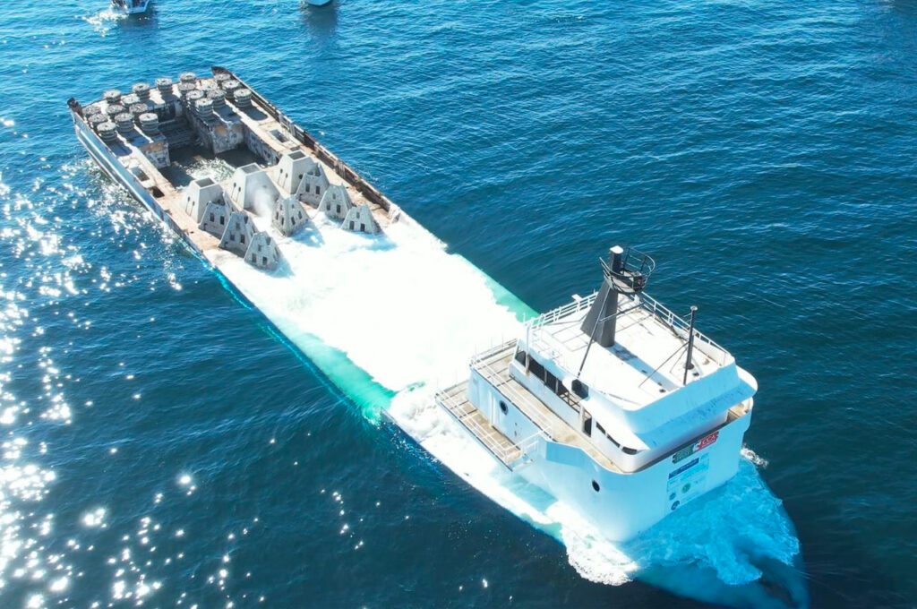239-foot DEEP STIM III vessel deployed as second largest artificial reef in  Destin-Fort Walton Beach